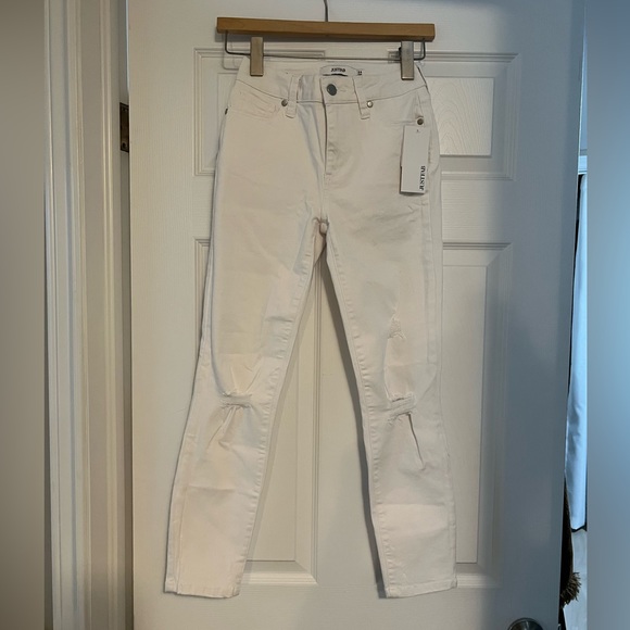 Mid Rise White Ripped Denim Jeans - Picture 3 of 7